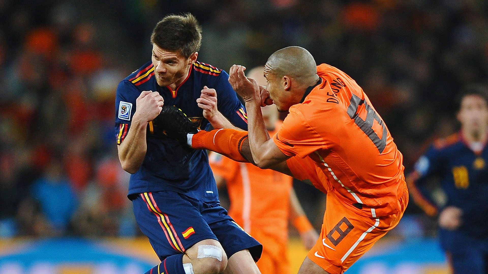 Xabi Alonso v De Jong