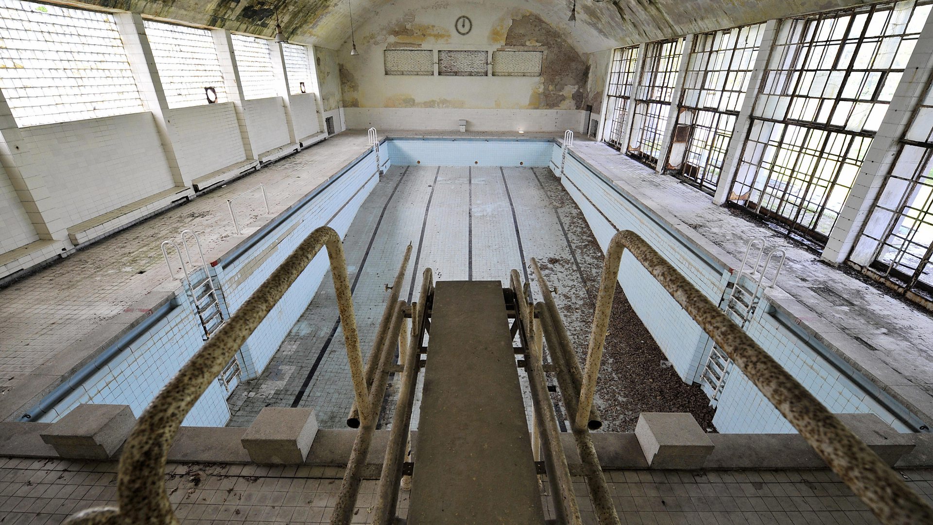 An abandoned pool from the 1936 Berlin Olympic Village.