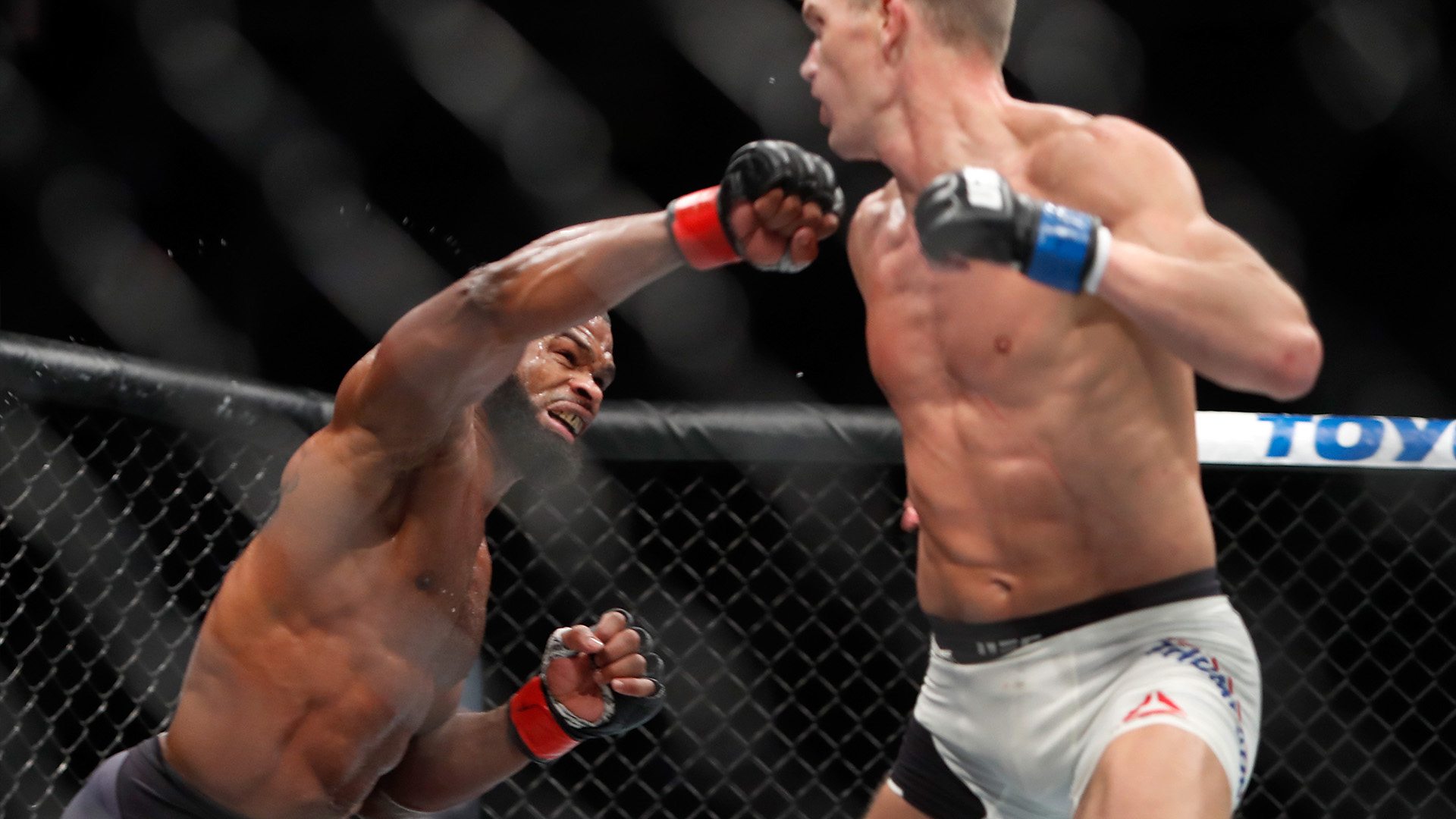 Tyron Woodley v Stephen Thompson