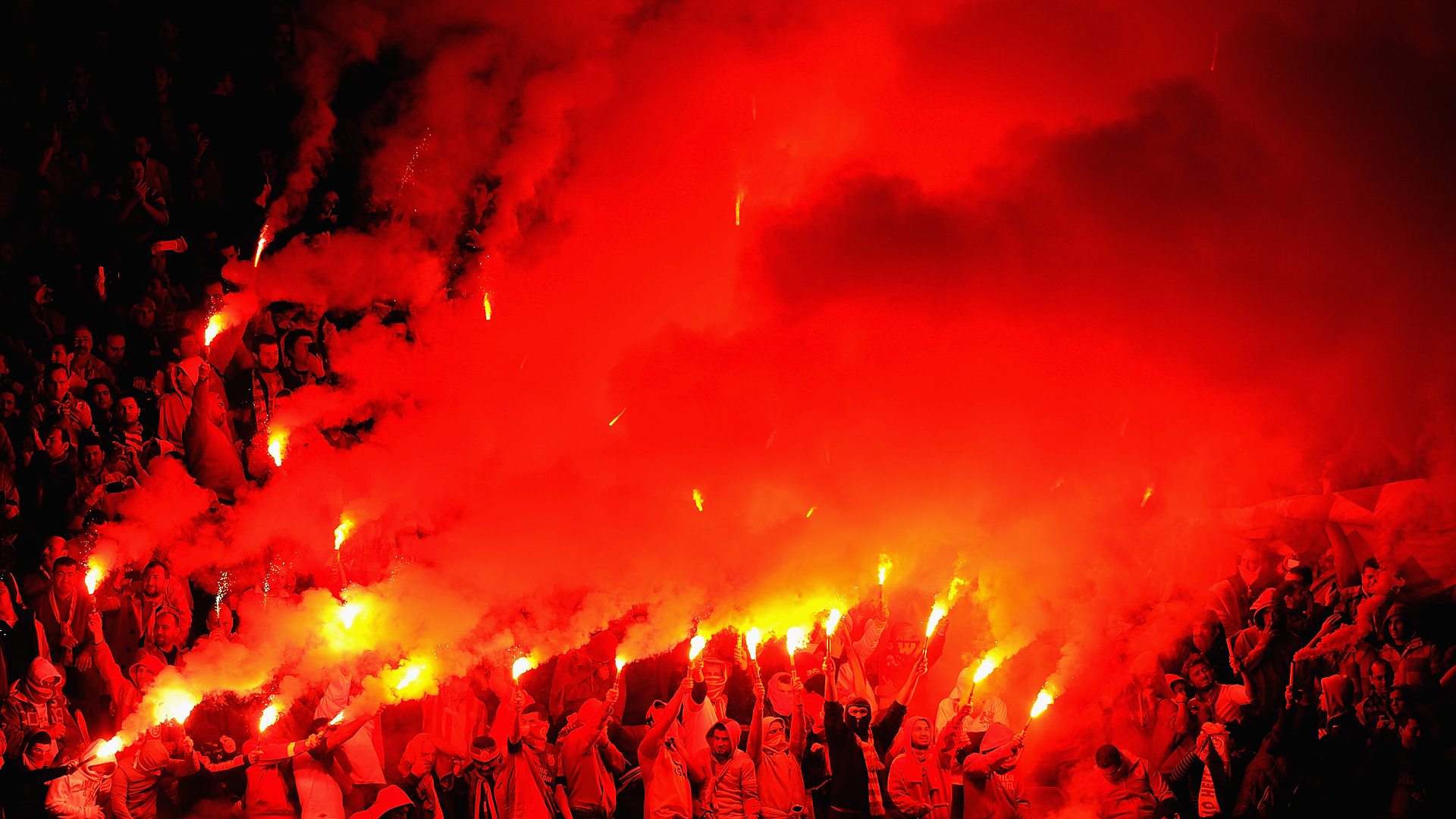 Turk Telekom Arena, Galatasaray fans