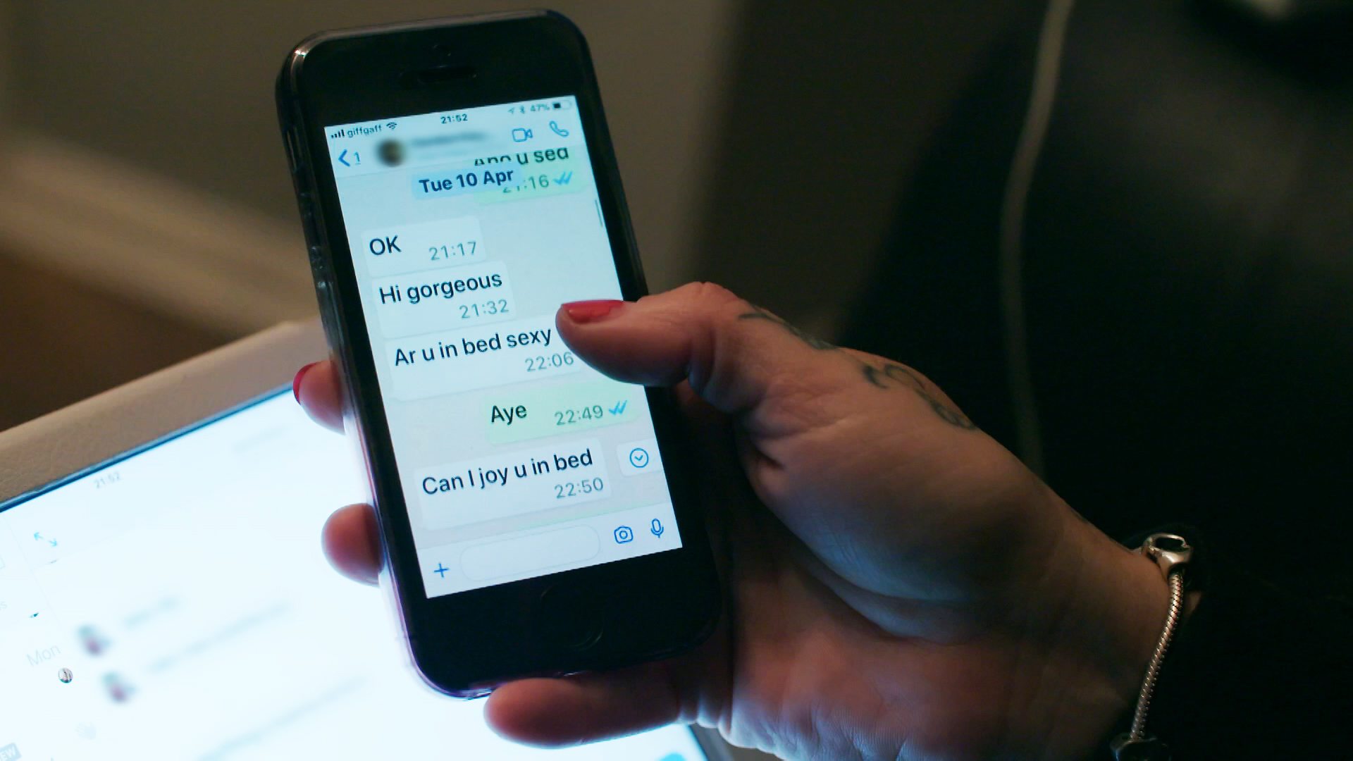 A still from Paedophile Hunters showing the sexual messages received by one of the decoys interviewed