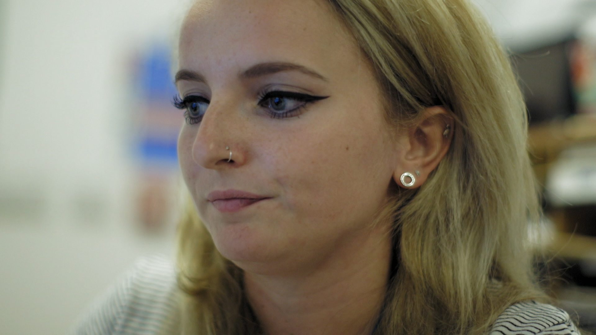 Stacey Dooley On the Psych War...