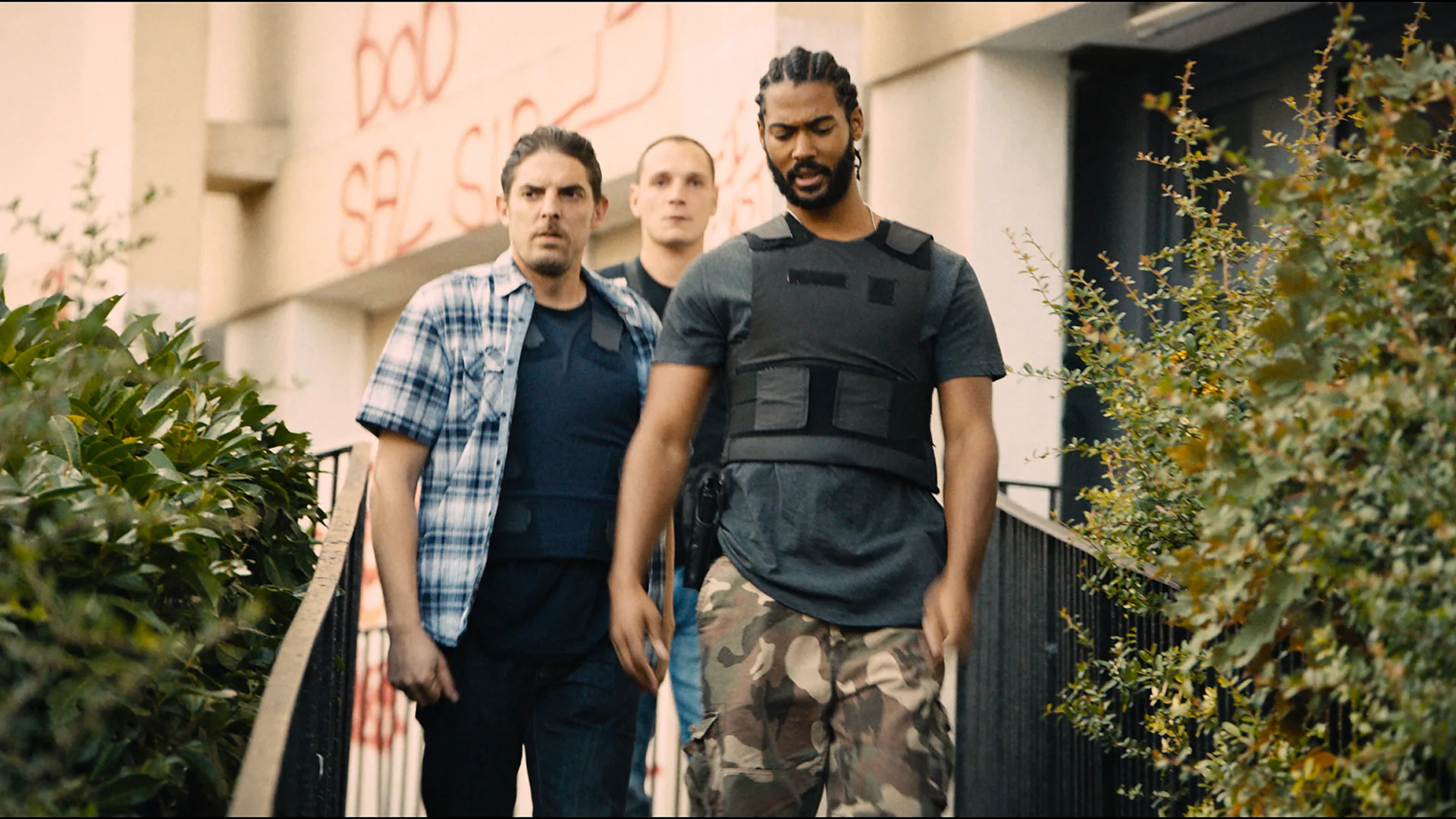 Мариус понмерси. Отверженные 2019 отзывы. All the rich are miserable. Отверженные 2019 отзывы. Гаврош отверженные 2018.