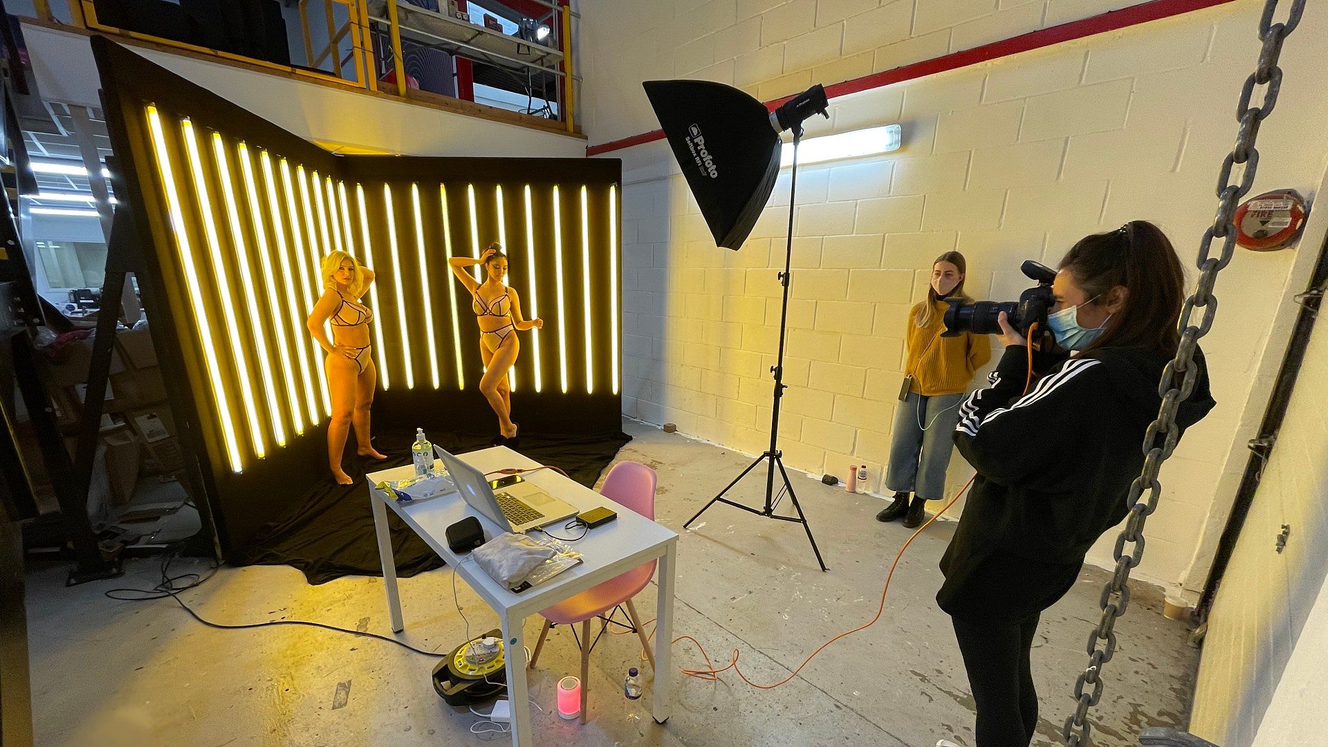 When Nudes Are Stolen Inside the online 'nude trade' BBC Three