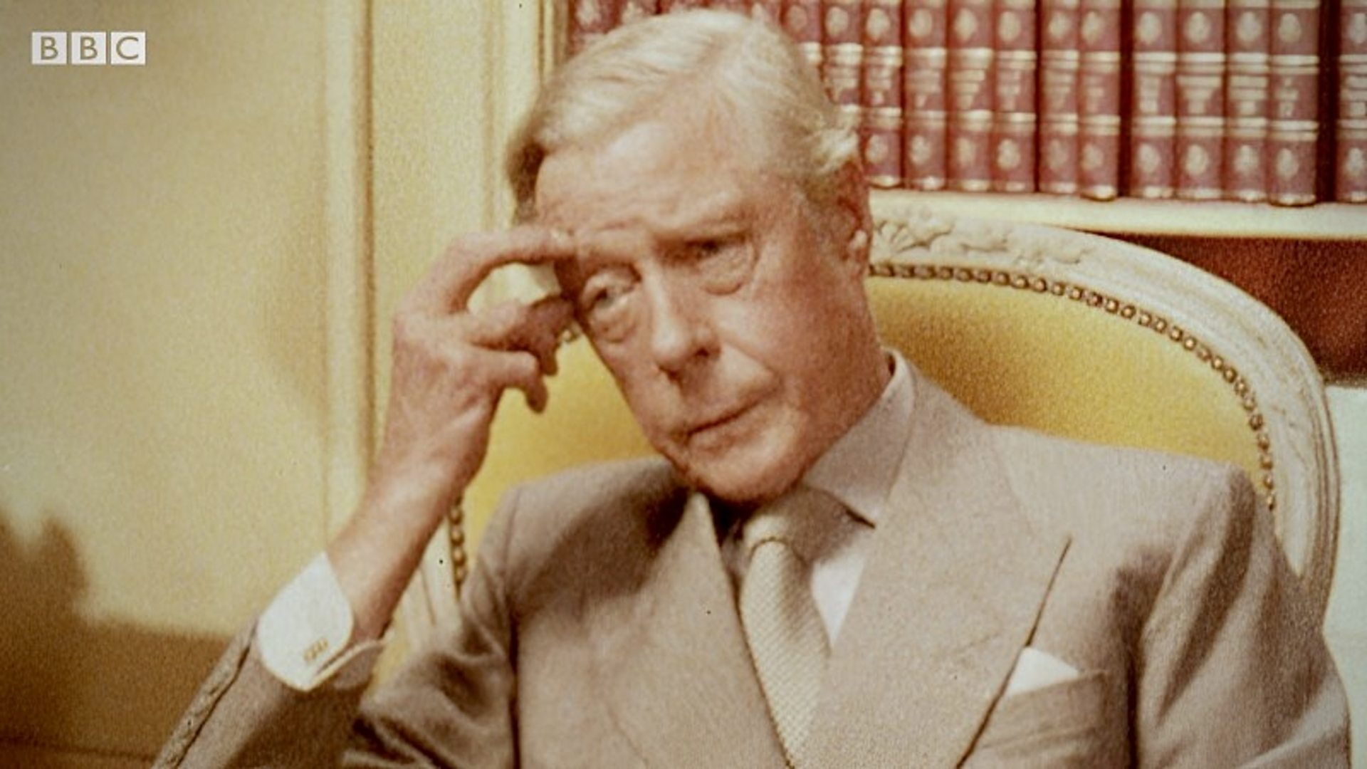 A Royal crisis: The shocking moment King Edward VIII announced his  abdication to the nation