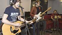 Live Lounge: Elliot Minor