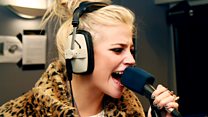 Live Lounge: Pixie Lott