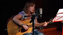 Sesiwn C2: Sesiwn Lowri Evans