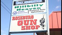 オレゴン銃乱射事件 一部住民は銃規制に反対