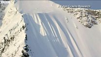 雪山でスキーヤーが約500メートル滑落 九死に一生を得た瞬間