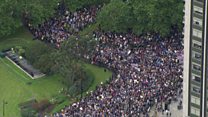 Thousands gather for Brexit protest