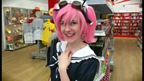 英グラスゴーのアニメショップ 自閉症の人が集う特別な日