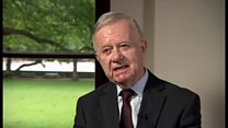 英イラク調査委のチルコット委員長に聞く 報告書発表で