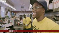 ワシントンの名物ホットドッグ店 歴代大統領もひいきに