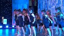 Dawns Disgo, Hip Hop neu Stryd i Grŵp (101) / Group Disco, Hip Hop or Street Dance (101)