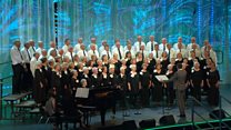 Côr Pensiynwyr dros 60 oed a dros 20 mewn nifer (29) / Pensioners Choir over 60 yrs and over 20 members (29)