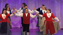 Parti Dawnsio Gwerin dan 25 oed (87) / Folk Dancing Group under 25 yrs (87)