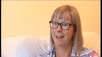 Nicola Benny yn trafod aros am ei llawdriniaeth
