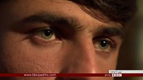 د ښکلې څېرې پښتون چای پلورونکی ټولنیزو رسنیو ستوری کړ