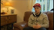 Wedi ei ornest gyntaf yn yr UFC, Brett Johns fu'n siarad â N9