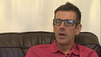 Irfon Williams o Fangor yn trafod y dyfodol wedi iddo glywed fod ei ganser wedi lledaenu.