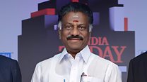 தழுதழுத்த குரலில் பதவியேற்று கொண்ட ஓ.பன்னீர்செல்வம்