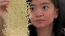 The artist knitting instant noodles
