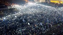 Phone protest: Romanians light up demo