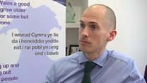 Angen 'ffyrdd newydd' o daclo unigrwydd
