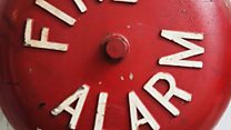 ما المقصود بـ fire and smoke alarms?