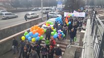 Эркиндик маршынын айрым катышуучуларын милиция кармап кетти