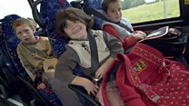 في Xtra English اليوم نحاول فهم القواعد rules المتعلقة بأحزمة الأمان seat belts والمقاعد المخصصة للأطفال في السيارات car seats
