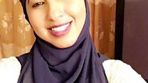 Haweenka Soomaalida ee maaweelooyinka ku sameeya baraha bulshada