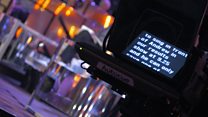 Should autocues be used in theatres?