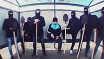 Российские чиновники представили свою версию песни "Тает лед"