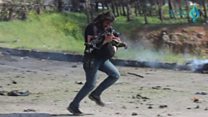 When this photographer stopped to help