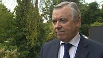 Ieuan Wyn Jones: 'Sefyll i fyny dros Gymru'
