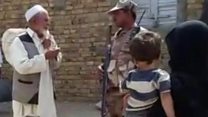 ’کبھی اس دیوار اور کبھی اُس دیوار کے نیچے‘