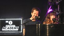 Oh Wonder - Ultralife (Radio 1 Piano Sessions)