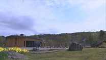 Ionad Tadhail Eas Shìn a' fosgladh