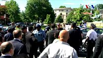 トルコ体制派と反体制派がワシントンで衝突 入り乱れて乱闘