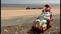 Unloved gnomes get seaside holiday