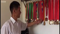 Шахмат чемпиондорун тарбиялаган ата