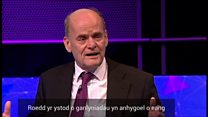 Ymateb y gwybodusion