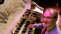 Giving the Wurlitzer a whirl for 40 years