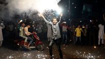 پٹاخے چلائہ، مٹھائی بانٹی، یہ بغاوت ہے