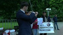 Violinist protester arrested at rehearsal