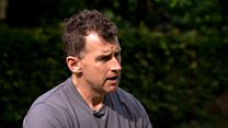 Nigel Owen yn trafod ei frwydr gyda bwlimia