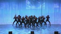Dawns Disgo, Hip Hop neu Stryd i Grŵp (105) / Group Disco, Hip Hop or Street Dance (105)