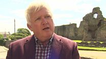 'Perygl' i bobl hyn gyda chynlluniau tai